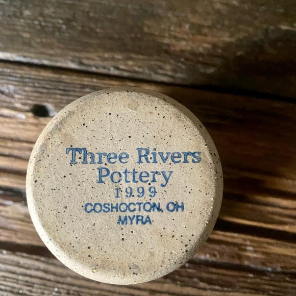 Three Rivers Pottery Blue Heart Stoneware Tealight/Votive Holder - Picture 2 of 2